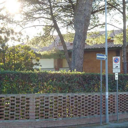 Willa Il Geranio Tirrenia Zewnętrze zdjęcie
